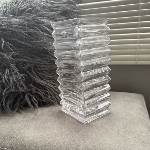 Glass Ribbed Vase Abbott Collection - Picture 2 of 11